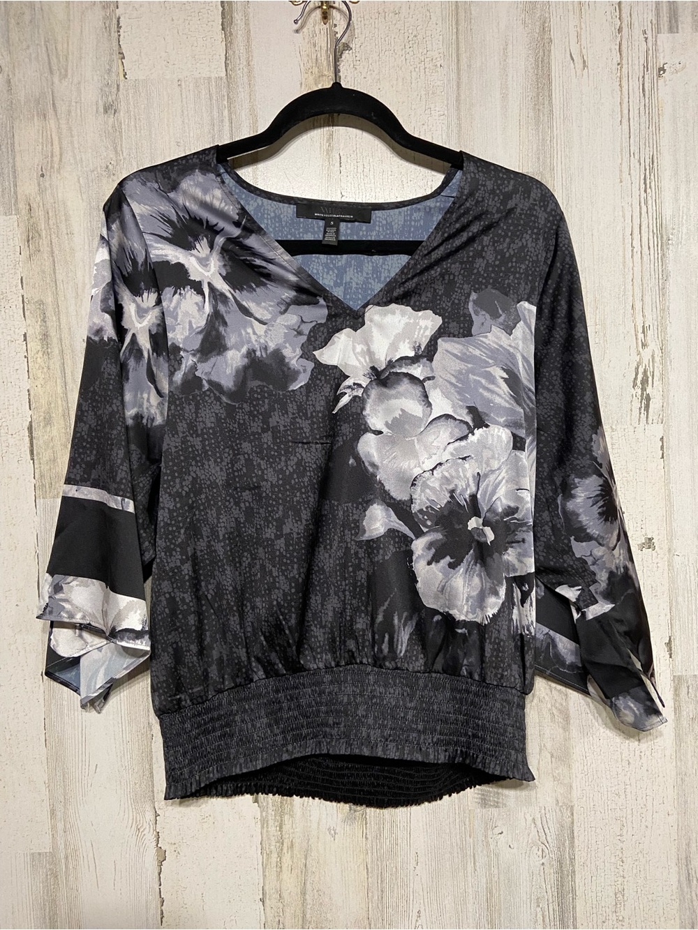 White House Black Market Black Grey Floral Blouse Small